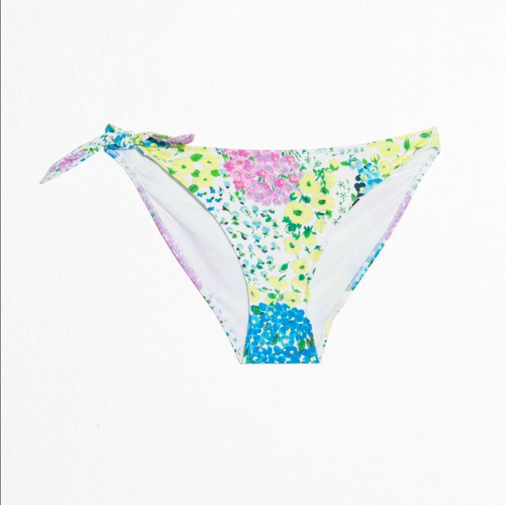 & Other Stories White Floral Print Bathing Suit Bottoms 6 NWT